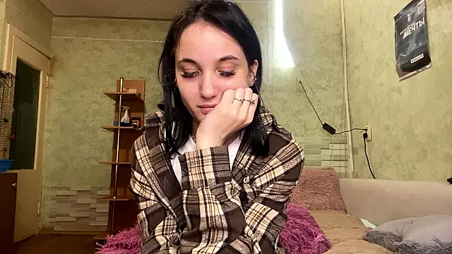 StacyHoyles online show from 02.05.26