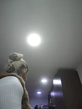 Snapshot of yecza-mashlati chatting on 02.17.26 yecza-mashlati online show from 02.17.26