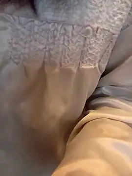 gatitachula93 online show from 02.17.26