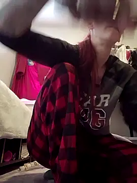 Snapshot of poleslut69 chatting on 12.22.25 poleslut69 online show from 12.22.25