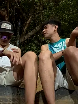 Snapshot of Latin_boys79 chatting on 12.18.25 Latin boys79 online show from 12.18.25