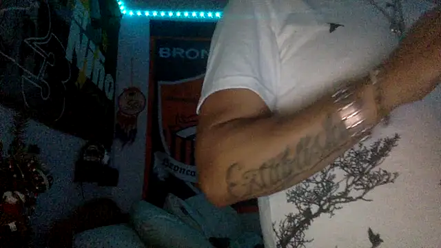 Snapshot of ValuedConcept687 chatting on 02.17.26 ValuedConcept687 online show from 02.17.26