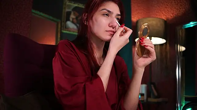 Roxa Lana online show from 06.17.26