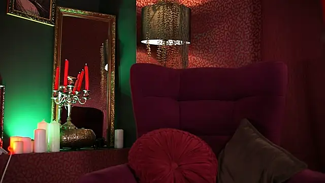 Roxa Lana online show from 06.27.26