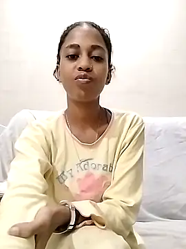 Snapshot of IndianSativa2 chatting on 12.14.25 IndianSativa2 online show from 12.14.25