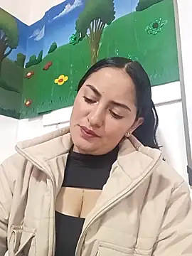 MisNicol online show from 02.05.26