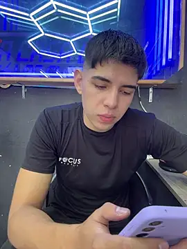 Johan stick online show from 02.05.26