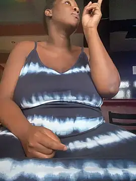 GiantClithpee online show from 12.25.24