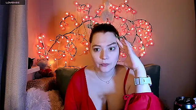 Snapshot of Ungoliant_Kiss chatting on 02.08.26 Ungoliant Kiss online show from 02.08.26