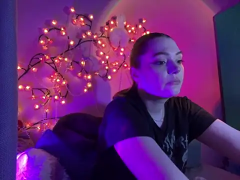 Snapshot of Ungoliant_Kiss chatting on 02.24.26 Ungoliant Kiss online show from 02.24.26