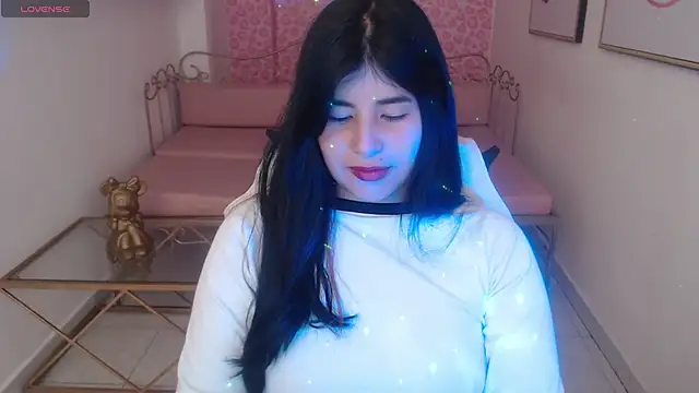 Snapshot of Nina_harpper_ chatting on 01.08.26 Nina harpper online show from 01.08.26