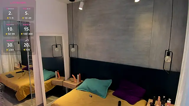 MissSavage  online show from 12.22.25