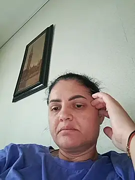 Snapshot of gini92 chatting on 02.22.26 gini92 online show from 02.22.26