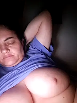 Snapshot of gini92 chatting on 02.24.26 gini92 online show from 02.24.26