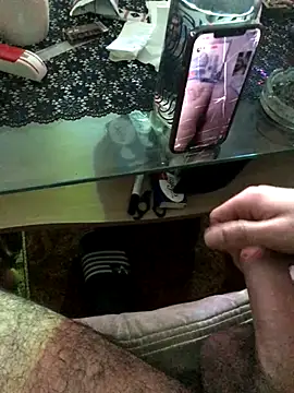 Snapshot of Ghost-Zero chatting on 12.20.25 Ghost-Zero online show from 12.20.25