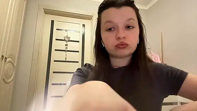 EllieBerrie online show from 02.15.26