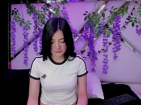 liinzy rouse69 online show from 01.14.26