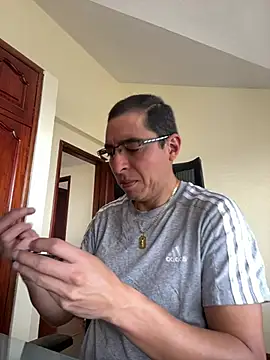 Snapshot of Tu_Principe_Azul36 chatting on 05.29.26 Tu Principe Azul36 online show from 05.29.26