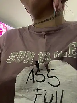 Snapshot of Slut_Dirty_Nastyy chatting on 02.22.26 Slut Dirty Nastyy online show from 02.22.26