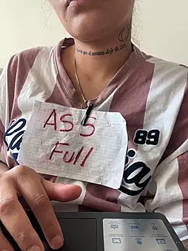 Snapshot of Slut_Dirty_Nastyy chatting on 03.27.26 Slut Dirty Nastyy online show from 03.27.26