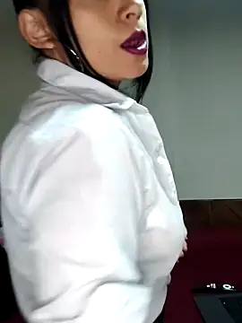 Snapshot of Laura_Daza1 chatting on 02.03.26 Laura Daza1 online show from 02.03.26