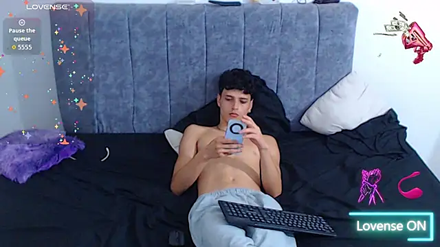 hottie couplee online show from 05.02.26