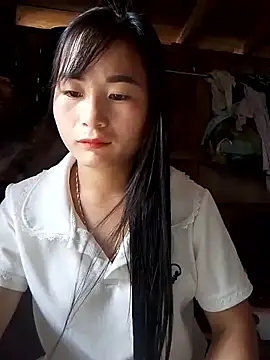 Snapshot of Maiphu34 chatting on 05.19.26 Maiphu34 online show from 05.19.26