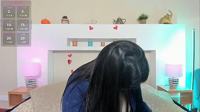 AnikaRomanoff  online show from 06.17.26