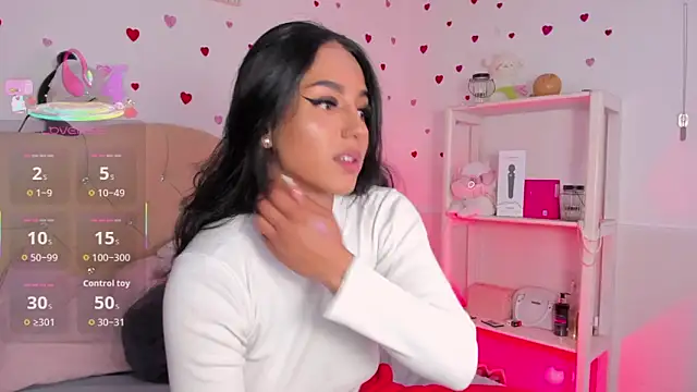 Snapshot of maddysboobs chatting on 02.12.26 maddysboobs online show from 02.12.26