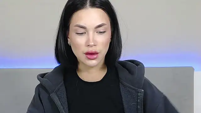 RachaelMils online show from 05.06.26