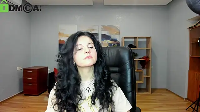 Snapshot of Amelia_Hart chatting on 12.03.25 Amelia Hart online show from 12.03.25