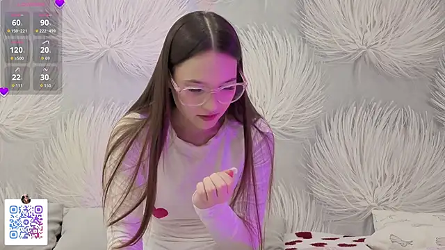 Snapshot of Harlybaby_2007 chatting on 02.04.26 Harlybaby 2007 online show from 02.04.26