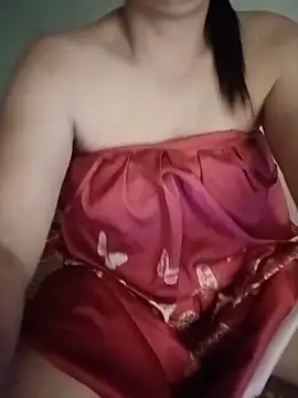 Snapshot of Sexfullx chatting on 06.17.26 Sexfullx online show from 06.17.26