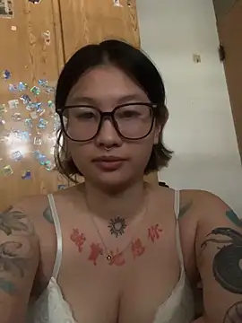 Snapshot of abella1116 chatting on 03.28.26 abella1116 online show from 03.28.26