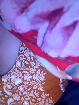 Snapshot of hottyrose69 chatting on 02.09.26 hottyrose69 online show from 02.09.26