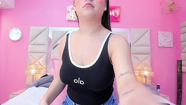 Diamond juliana online show from 06.18.26