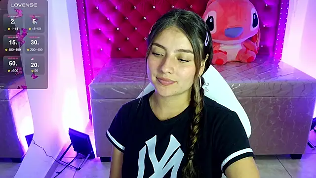 Diamond juliana online show from 08.04.26