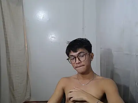 Snapshot of Goddes_Trexa18 chatting on 07.28.26 Goddes Trexa18 online show from 07.28.26