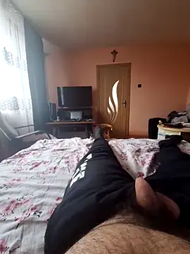 Snapshot of StephanSharp chatting on 12.19.25 StephanSharp online show from 12.19.25