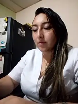 Valeria montana  online show from 02.25.26