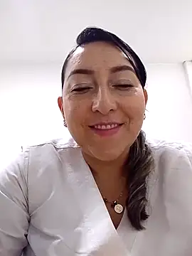 Valeria montana  online show from 04.09.26