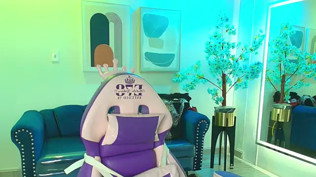 Snapshot of Nicole_sounders chatting on 01.14.26 Nicole sounders online show from 01.14.26