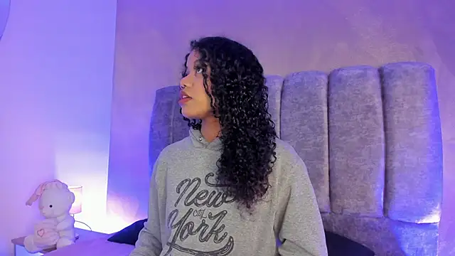 Snapshot of arianna_roxe chatting on 02.21.26 arianna roxe online show from 02.21.26