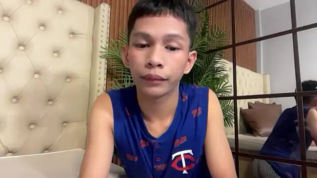 TheBoyAboveYou online show from 08.06.26