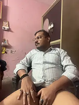 Snapshot of yoyoyohunny chatting on 02.17.26 yoyoyohunny online show from 02.17.26