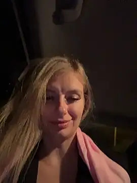 Snapshot of Betsy chatting on 01.18.26 Betsy online show from 01.18.26