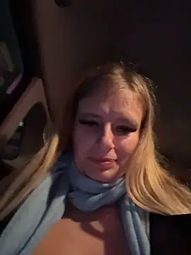 Snapshot of Betsy chatting on 01.31.26 Betsy online show from 01.31.26