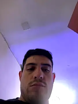 Snapshot of williamsmiiths16 chatting on 01.05.26 williamsmiiths16 online show from 01.05.26