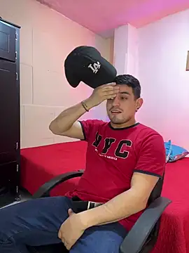 Snapshot of williamsmiiths16 chatting on 01.09.26 williamsmiiths16 online show from 01.09.26