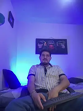 williamsmiiths16 online show from 07.06.26